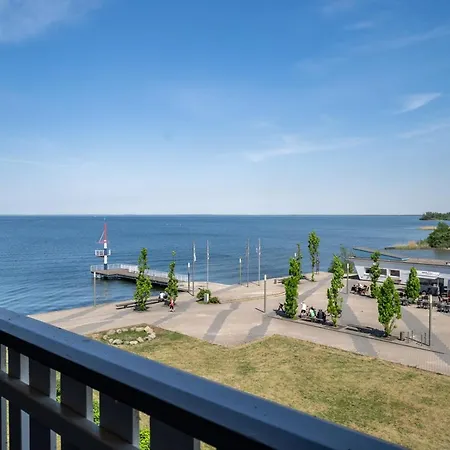 App Kapitaensdeck 415 Am Mueritzufer 公寓 雷希林