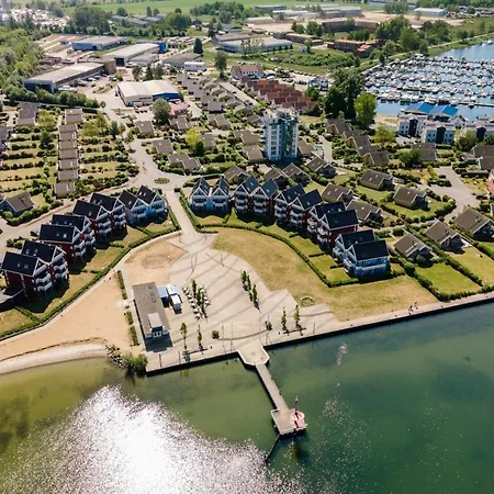 App Kapitaensdeck 415 Am Mueritzufer Apartment *