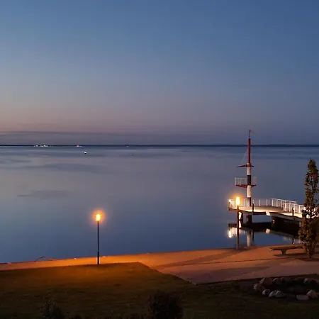 App Kapitaensdeck 415 Am Mueritzufer * 雷希林